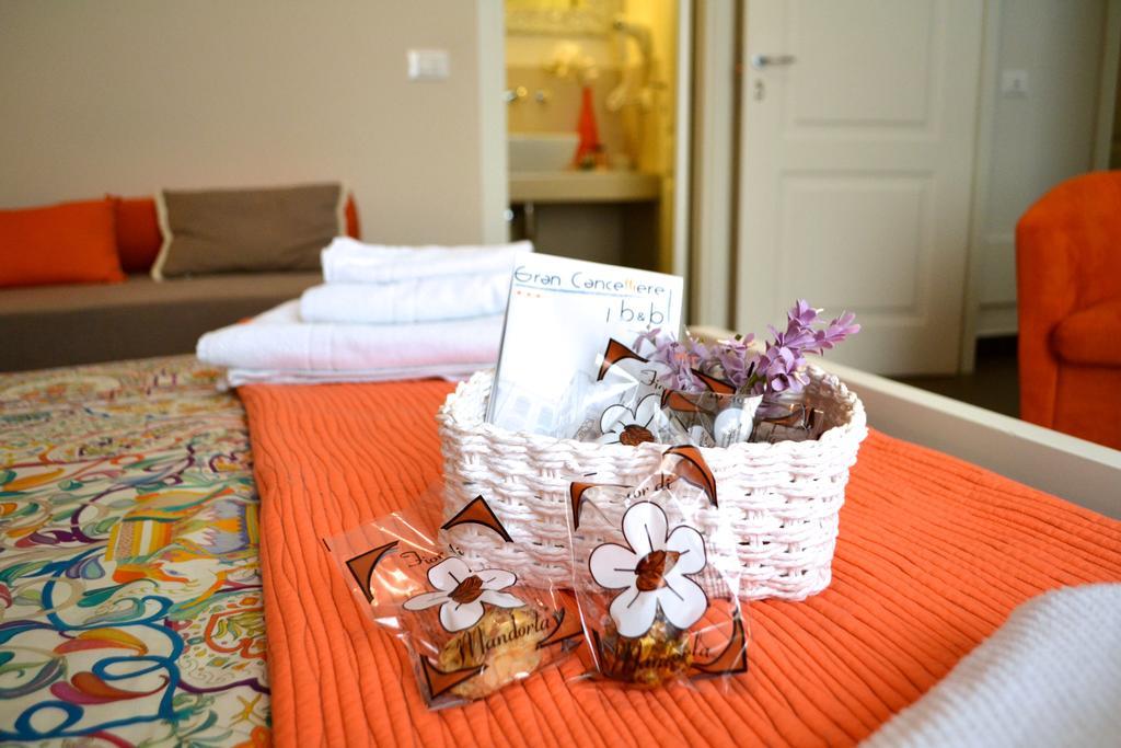 Gran Cancelliere B&B With Parking Palermo Kültér fotó